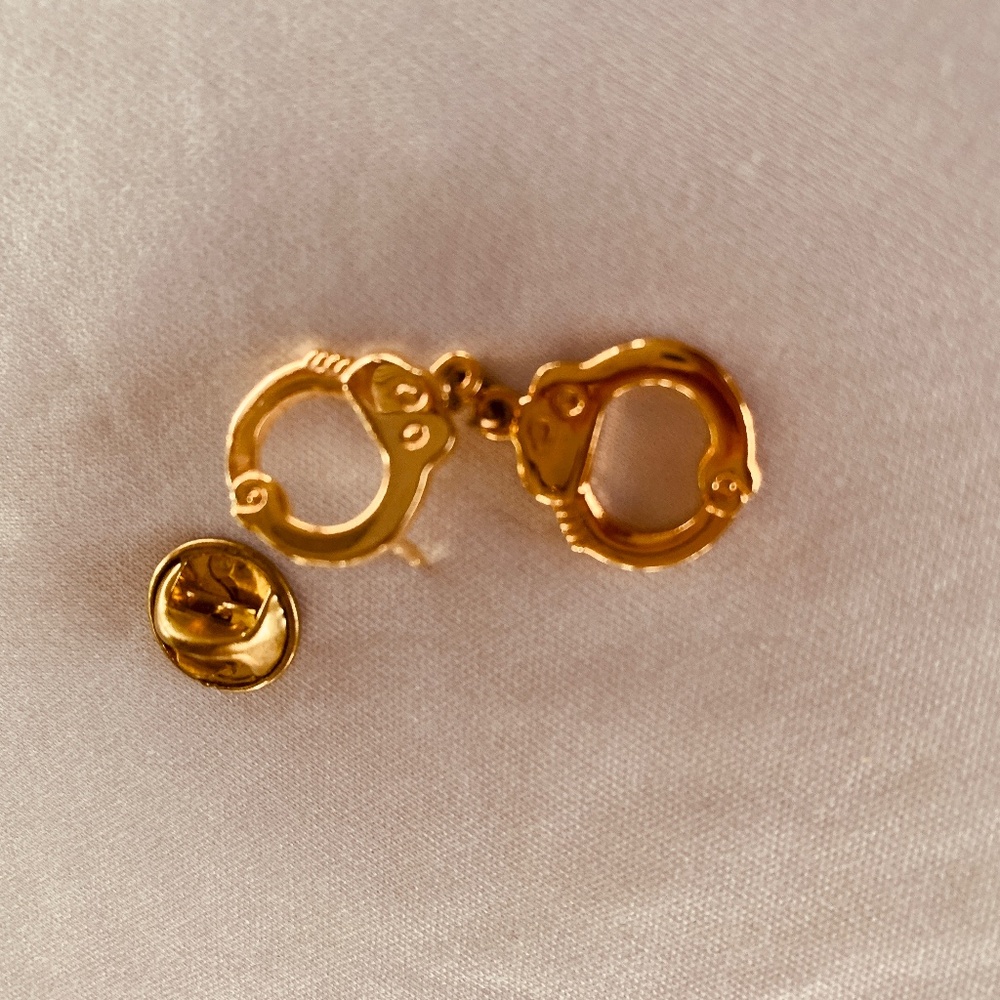 Hand Cuff Tie Tack, Lapel Pin or Hat Pin Police or Other Theme Gold Plated